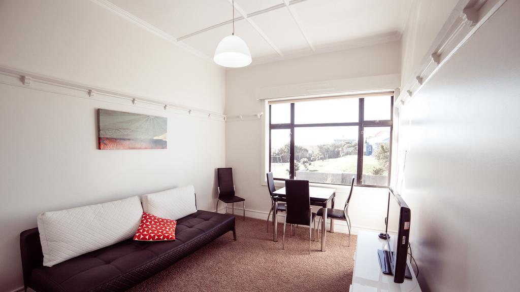 The Hydro Esplanade Apartments Dunedin Room photo