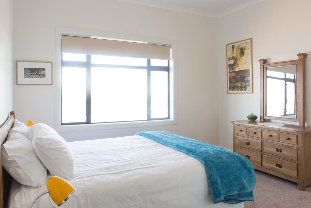 The Hydro Esplanade Apartments Dunedin Room photo