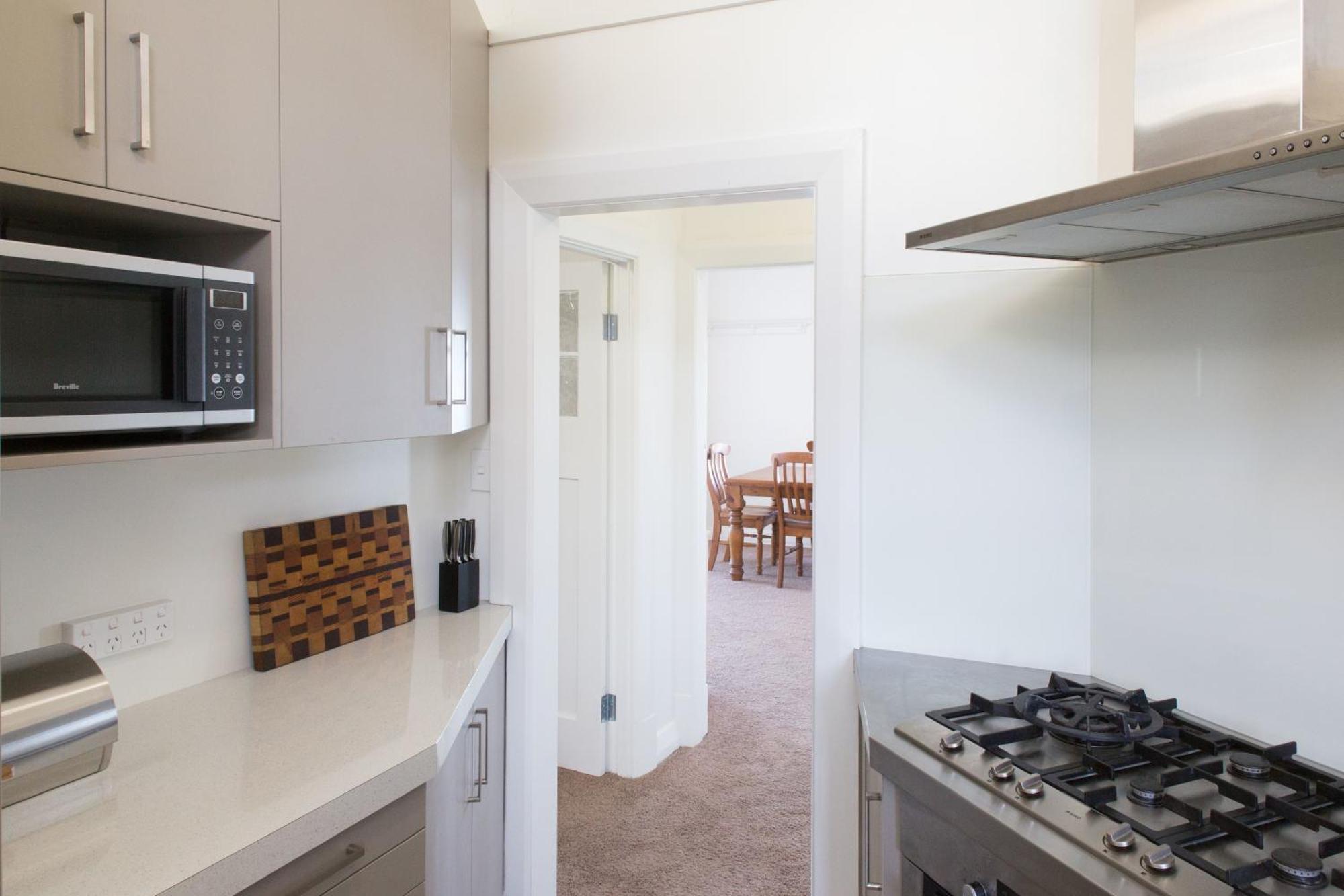 The Hydro Esplanade Apartments Dunedin Room photo